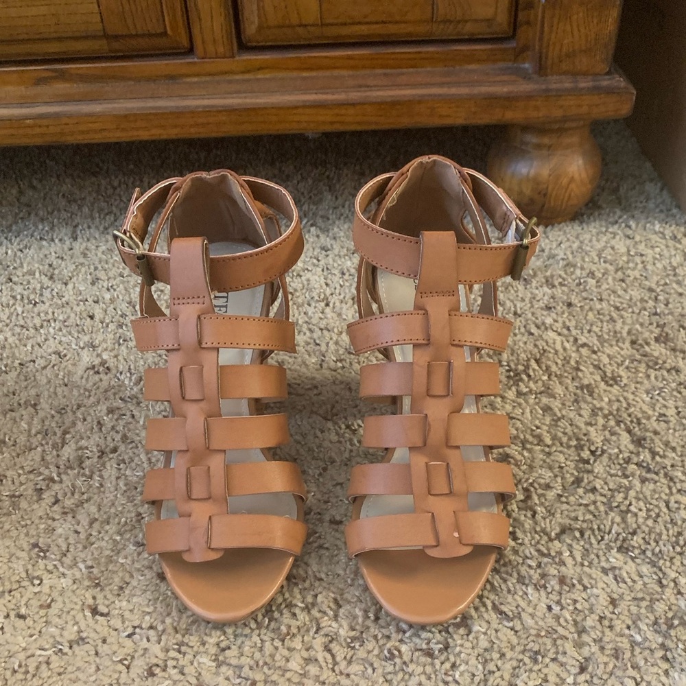 NIB JustFab high heeled sandal